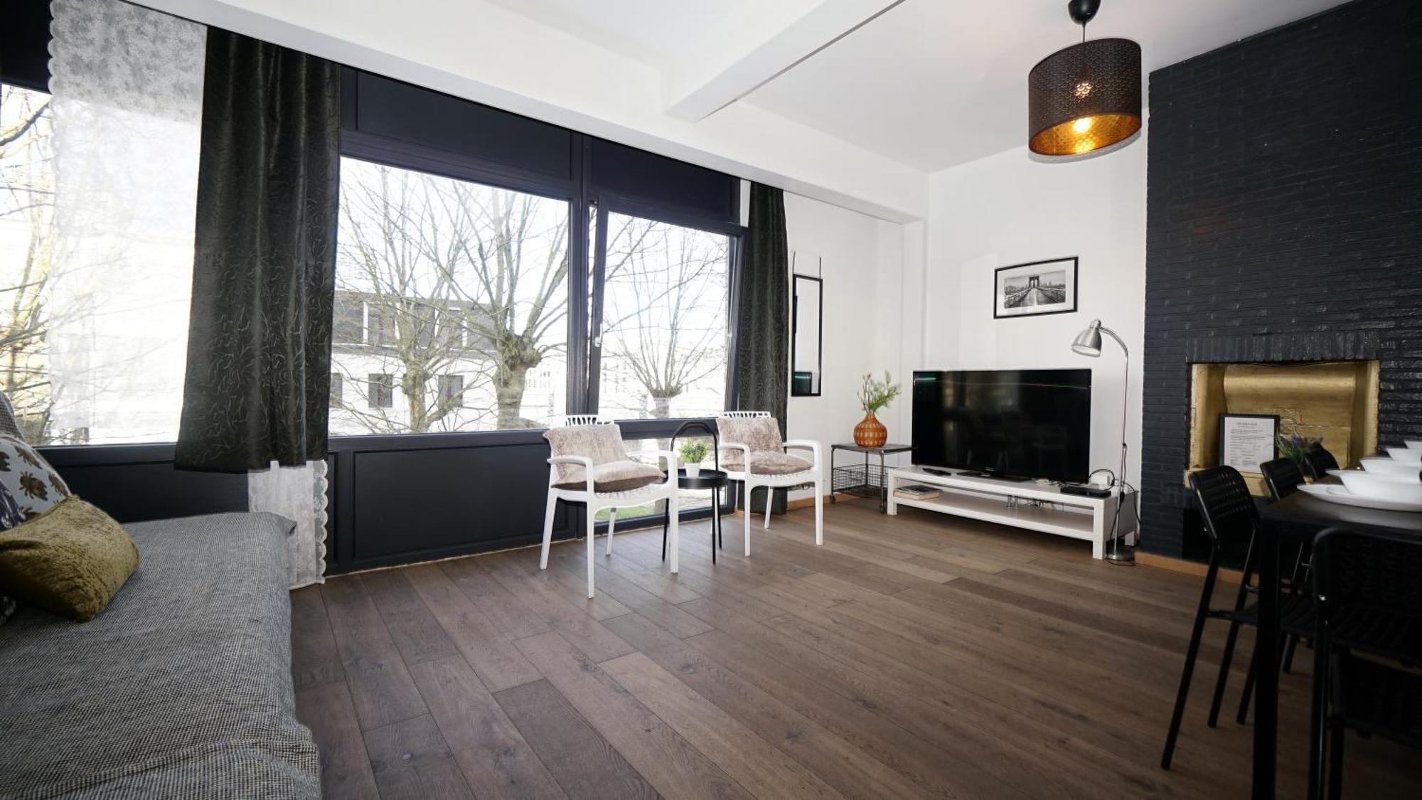 Apartment Brial 2 Bedrooms, *