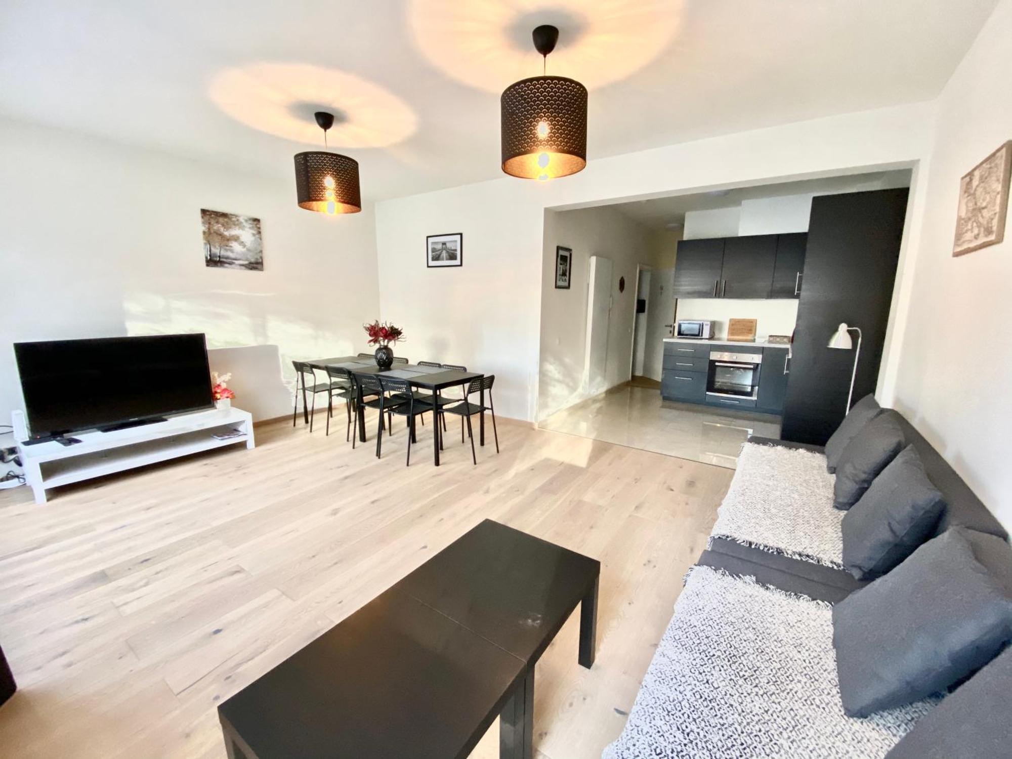Brial 2 Bedrooms, * Antwerpen