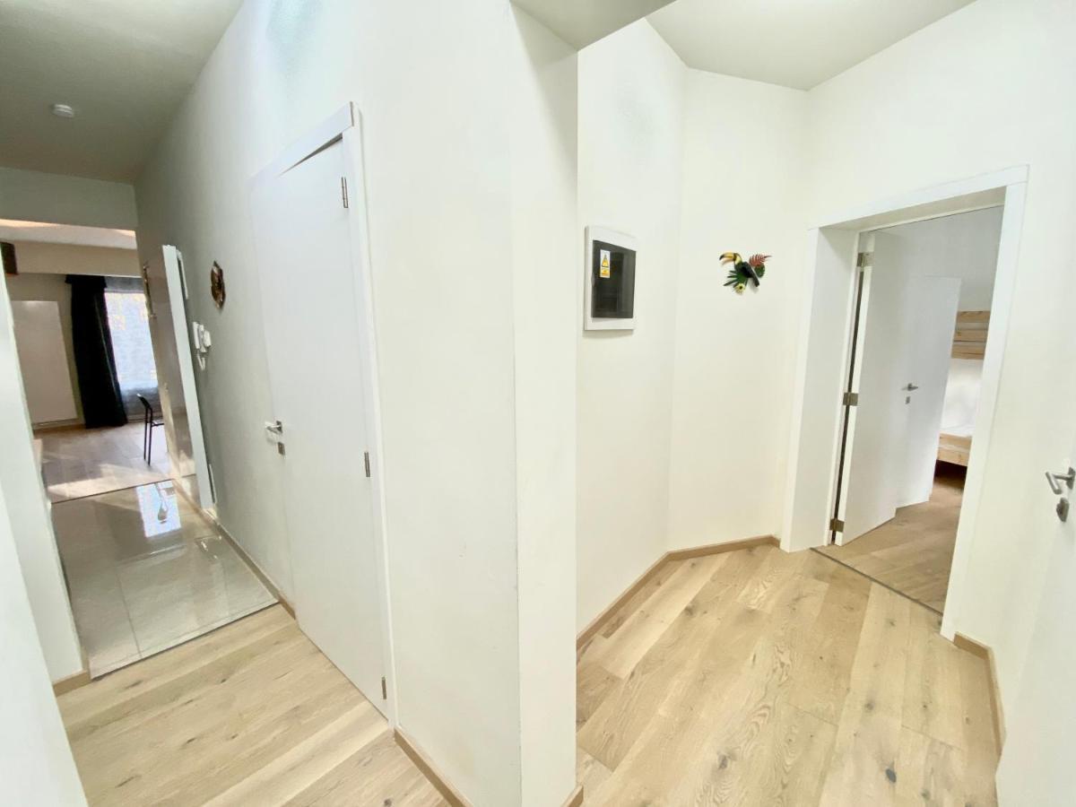 Apartment Brial 2 Bedrooms, *